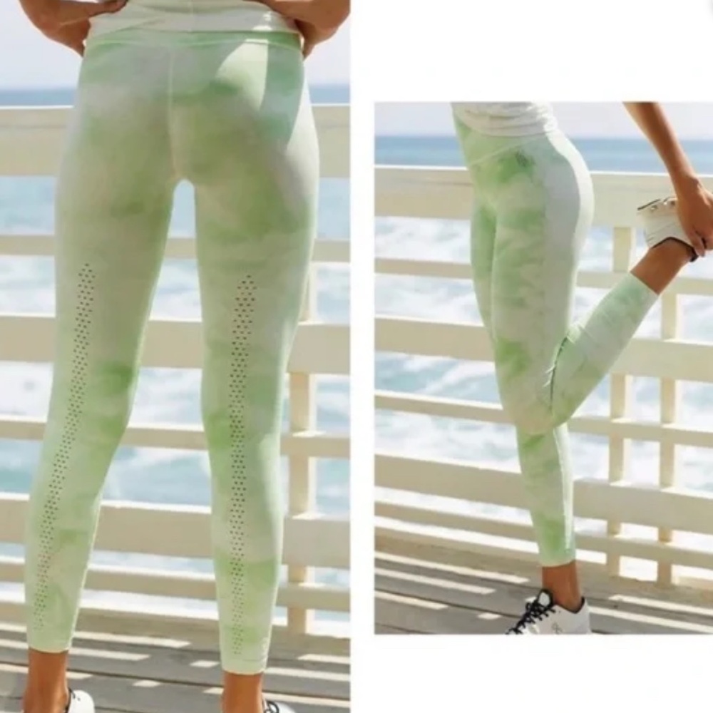 FP Movement by FP Good Karma Tie Dye Leggings in Electric Pistachio sz XS/S NWT